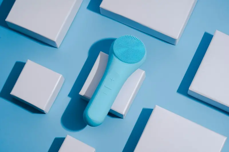 Smart Skincare: How AI and Wearables Are Revolutionizing Personal Care - iBusiness Directory Canada