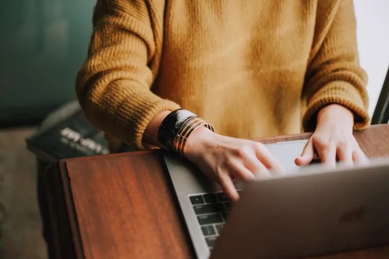Cultivating Psychological Safety in Hybrid Workplaces: A Playbook for Modern Leaders
