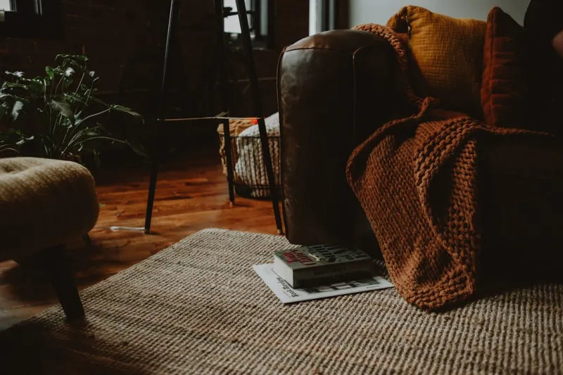 Embracing the Cozy: How to Create a Warm and Inviting Home Environment