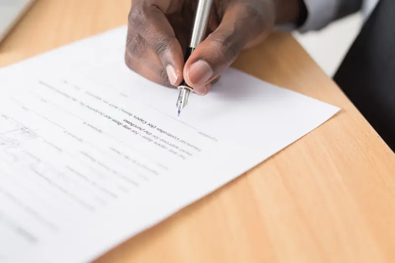 Decoding Employment Contracts: Your Guide to Protecting Career Freedom