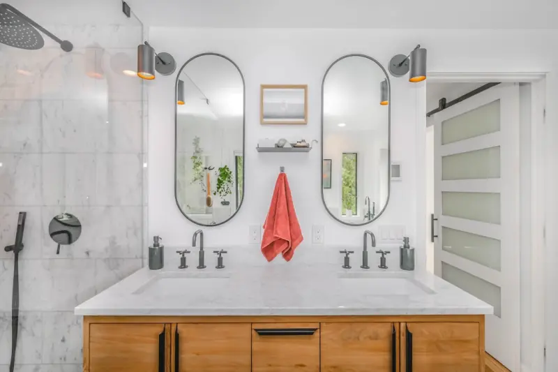 Turning Your Bathroom into a Mindful Sanctuary: The Art of Intentional Grooming
