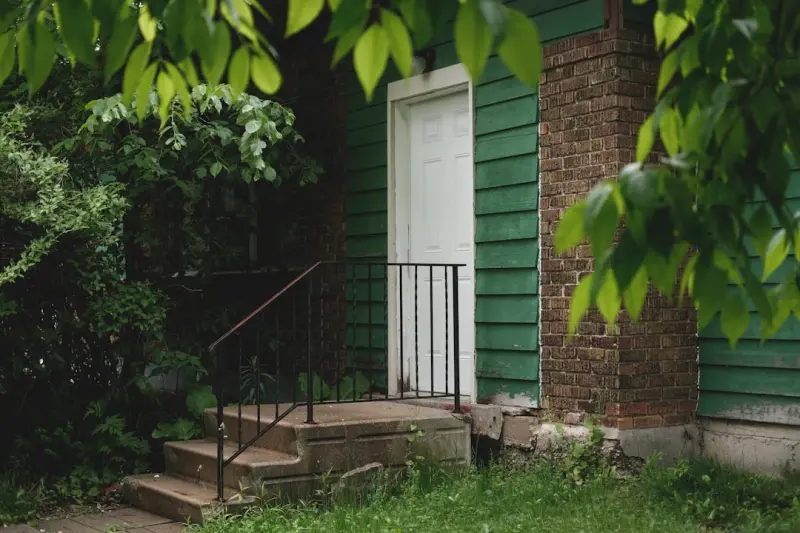 Reviving the Front Porch: From Bare Steps to a Vibrant Sanctuary