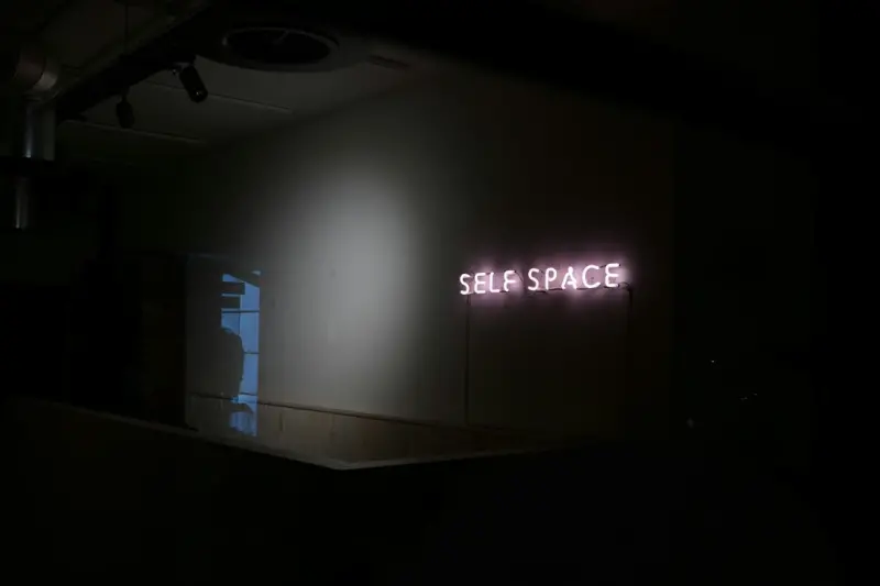 Micro‑Moments: Reclaiming Mental Space in a Hyper‑Connected Workday