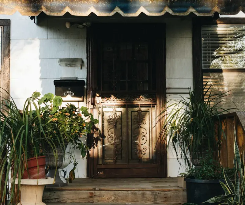 Redefining Your Front Door: Transform the Entryway Into a Calm Launchpad