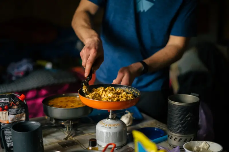 Flavor Trails: Turning Every Meal Abroad into a Cultural Compass