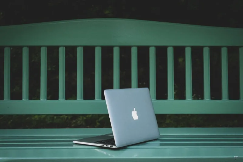 Garden Desks: How Outdoor Workspaces Are Redefining Home & Garden Living Garden Desks: How Outdoor Workspaces Are Redefining Home & Garden Living