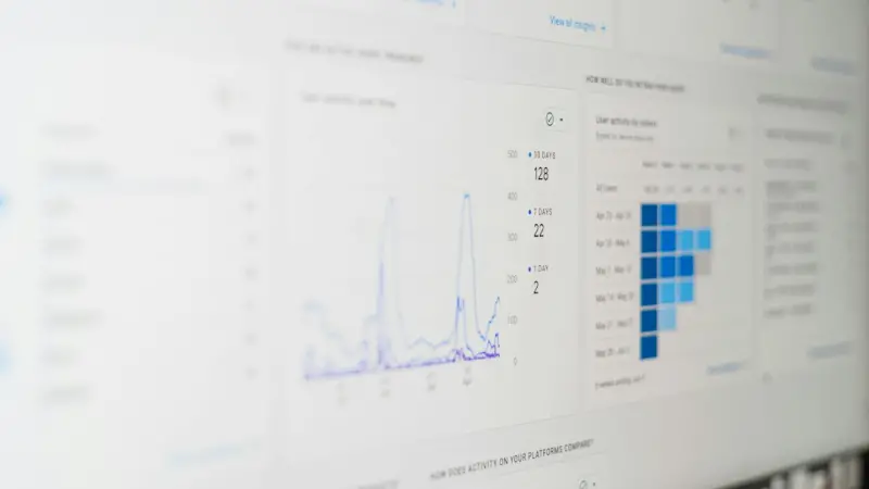 AI Knowledge Graphs: Re‑Engineering Enterprise Insight - iBusiness Directory Canada