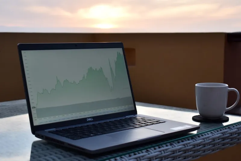 Embracing the Garden Desk: How Outdoor Workspaces are Redefining Modern Employment Embracing the Garden Desk: How Outdoor Workspaces are Redefining Modern Employment