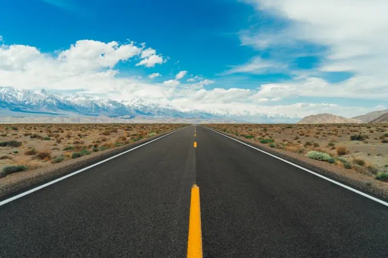 When the Road Takes the Lead: Harnessing Unplanned Detours for Deeper Travel Experiences