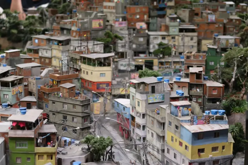 Balcony to Biosphere: Crafting a Miniature Urban Forest