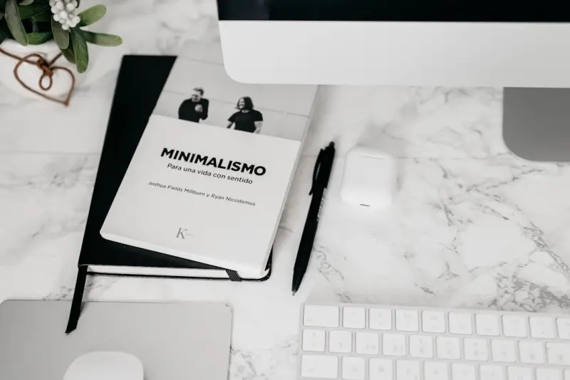 Digital Minimalism for Mental Clarity