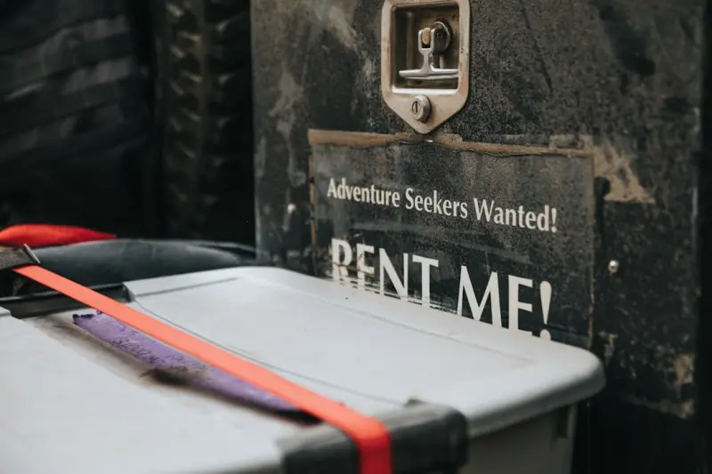 Zero‑Waste Adventures: Travel Light on Plastic and Carbon