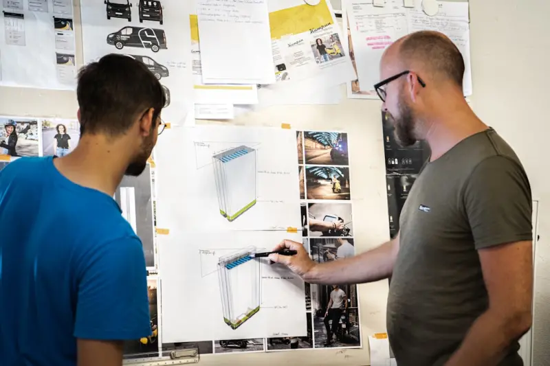 AI as a Collaborative Co‑Creator: Transforming Product Decisions with Ethical Insight
