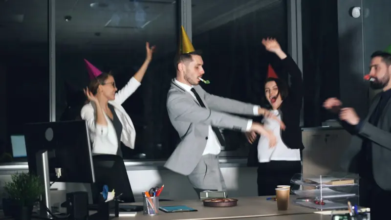 Why Employee Advocacy Beats Traditional Marketing in SaaS