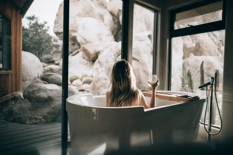 When Your Morning Routine Feels Like a Spa: The Science of Multisensory Personal Care