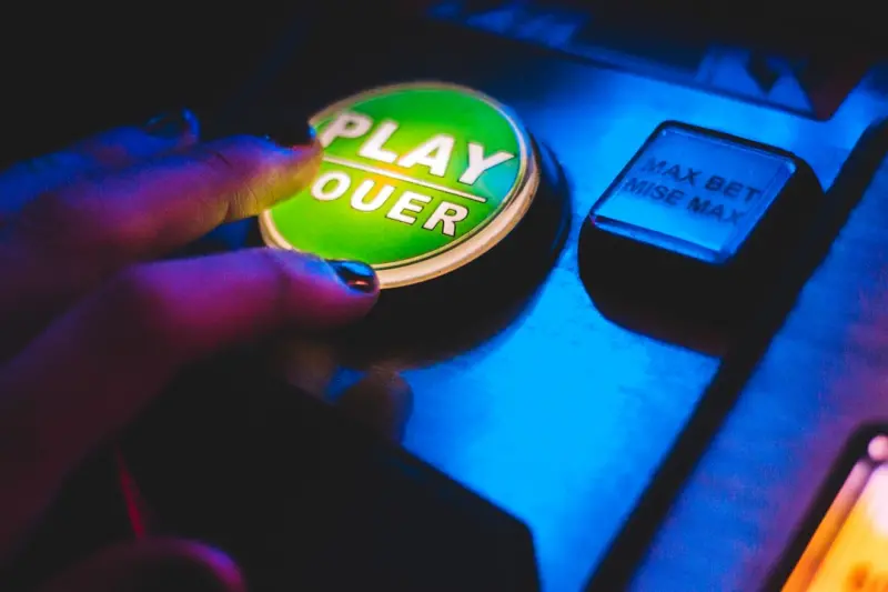 Playful Pause: How Analog Games Rewire Your Brain for Better Mental Health