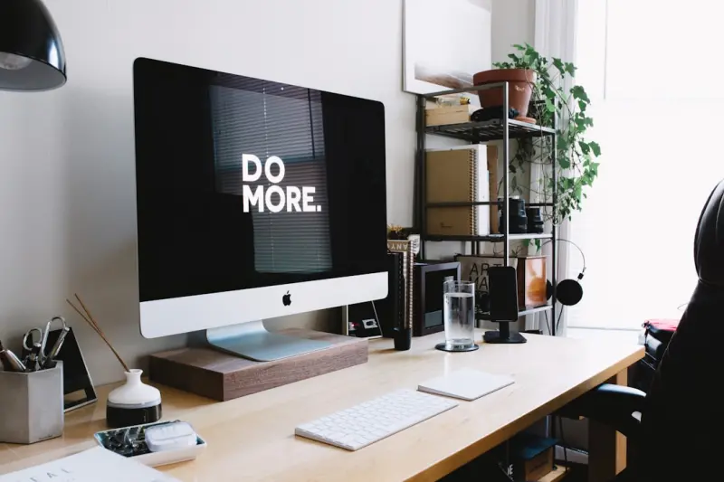Turning the Everyday Workspace into an Employee‑Driven Innovation Lab