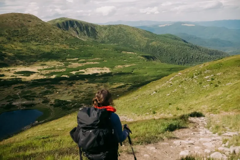 Beyond the Tourist Trail: Crafting Deep‑Dive Cultural Moments on Every Journey