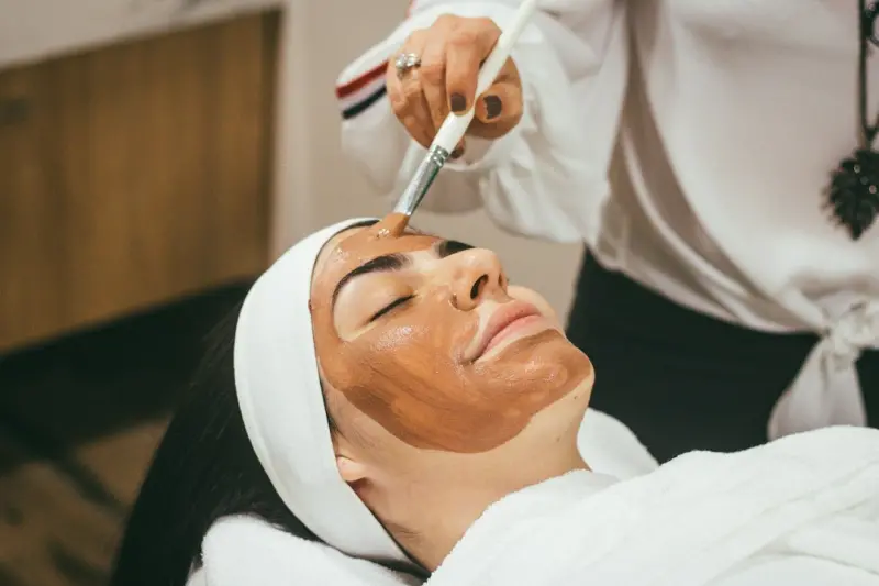 Smart Skincare for the Modern Professional: Harnessing Tech to Elevate Personal Care