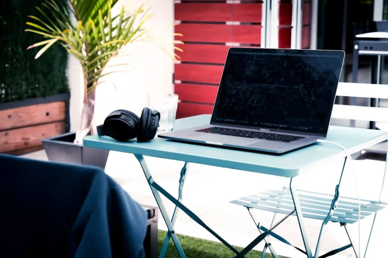 Redefining Employment: Why Outdoor Workspaces Are the New Standard Redefining Employment: Why Outdoor Workspaces Are the New Standard