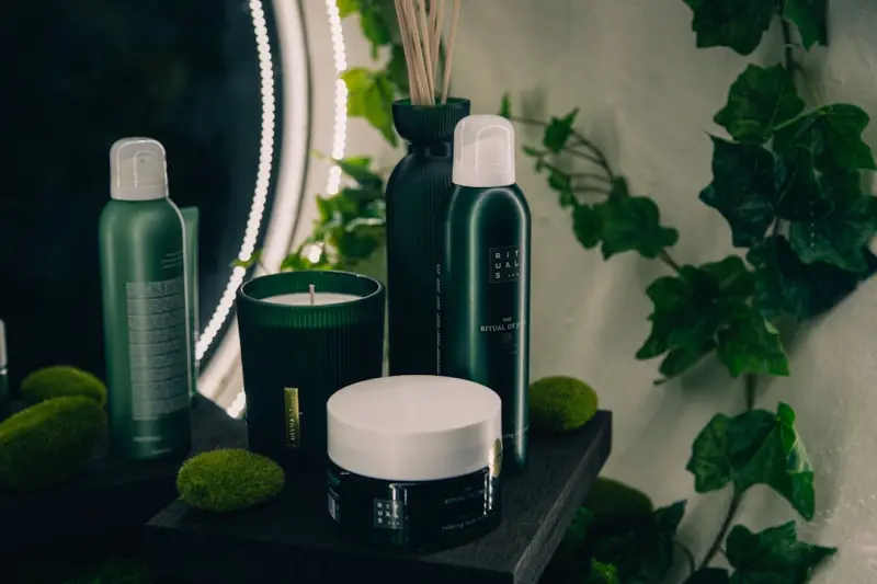 Refillable Rituals: Redefining Personal Care for a Circular Future