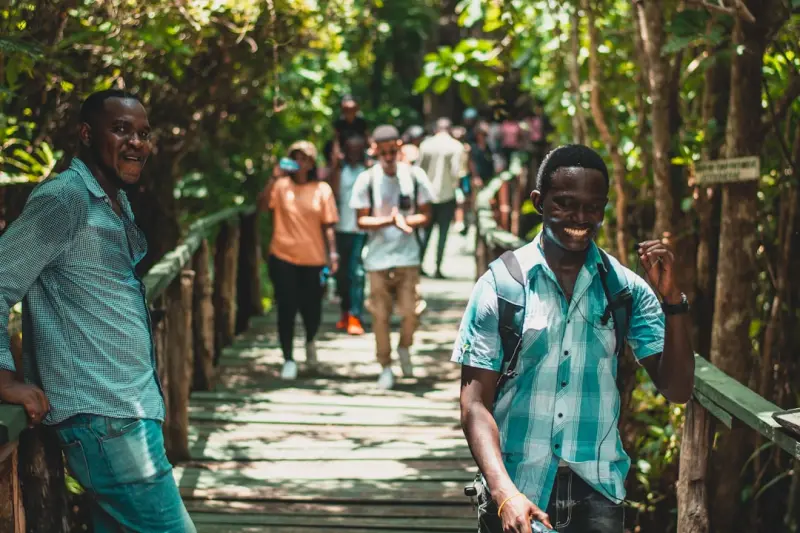 Travel with Purpose: How Volunteering Abroad Enriches Communities and You