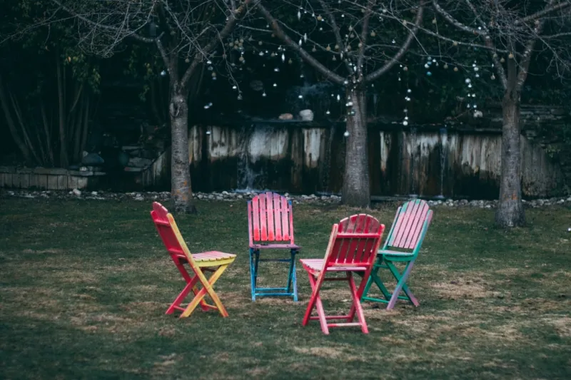 Turn Your Backyard into a Garden Desk Oasis Turn Your Backyard into a Garden Desk Oasis
