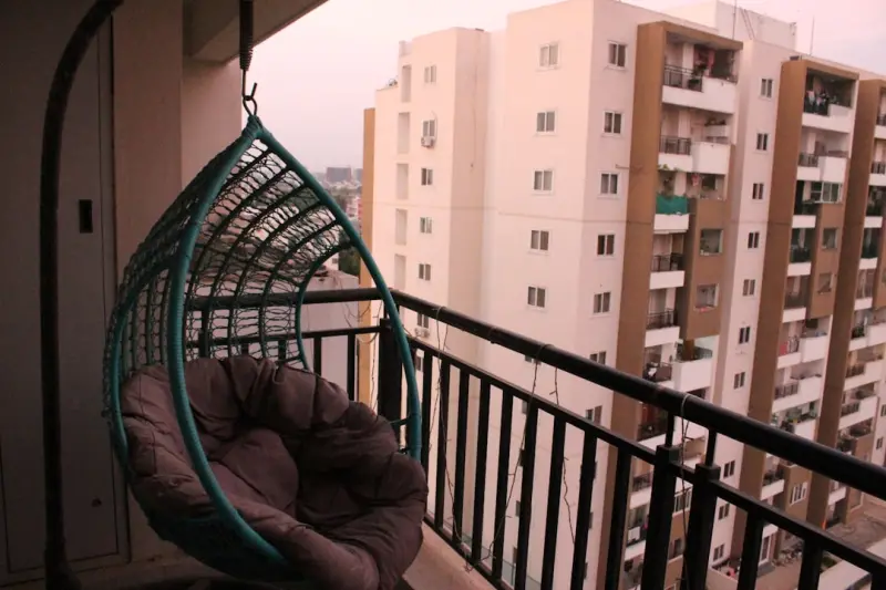 From Drab to Fab: Transform Your Balcony into a Lush Vertical Garden
