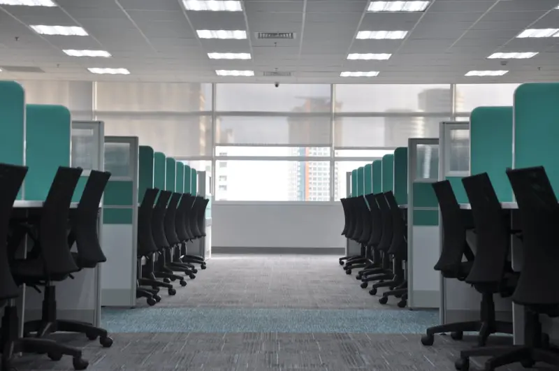 When the Office Becomes a Network: Building Career Momentum Through Distributed Talent Communities